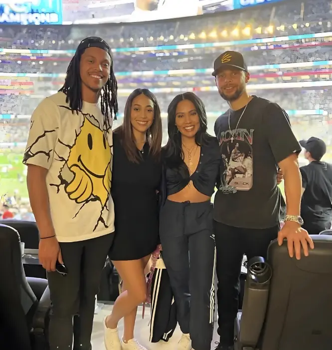 李的社媒下 李的社媒下