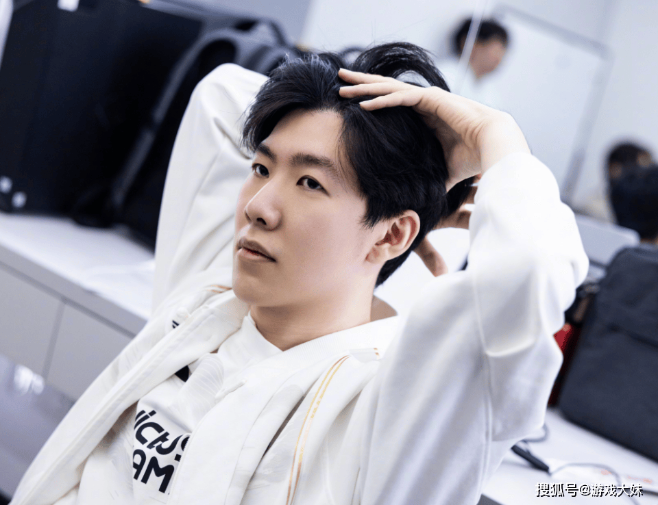 的经济支持, 本理解 的经济支持, 本理解