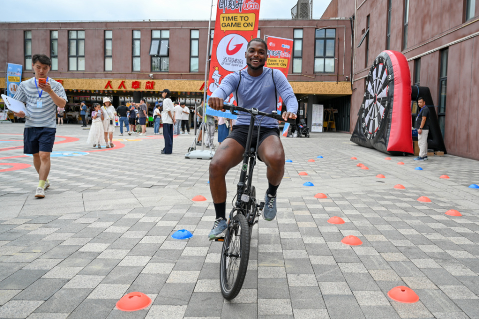 澎湃新闻记 澎湃新闻记