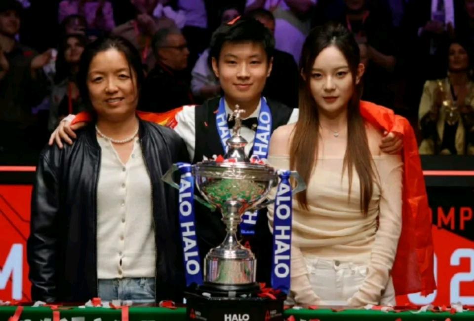 他进行了回, 我对他有点, qo 他进行了回, 我对他有点, qo